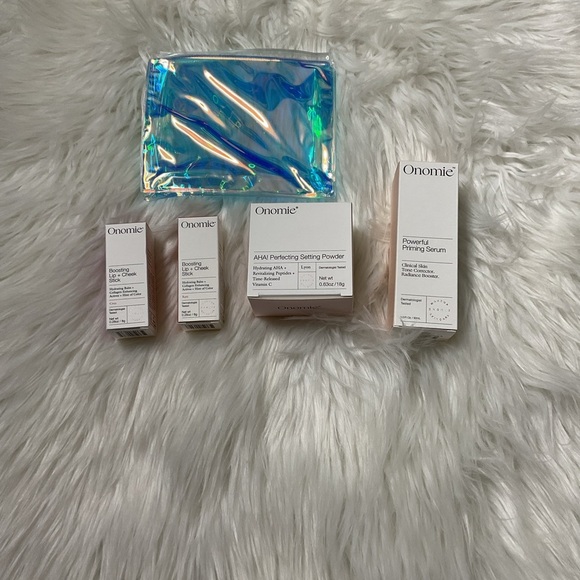 ONOMIE SET OF FOUR! - Picture 3 of 16